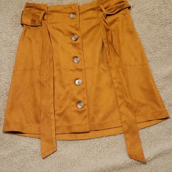 Francesca's Suede Skirt XS - Picture 5 of 9